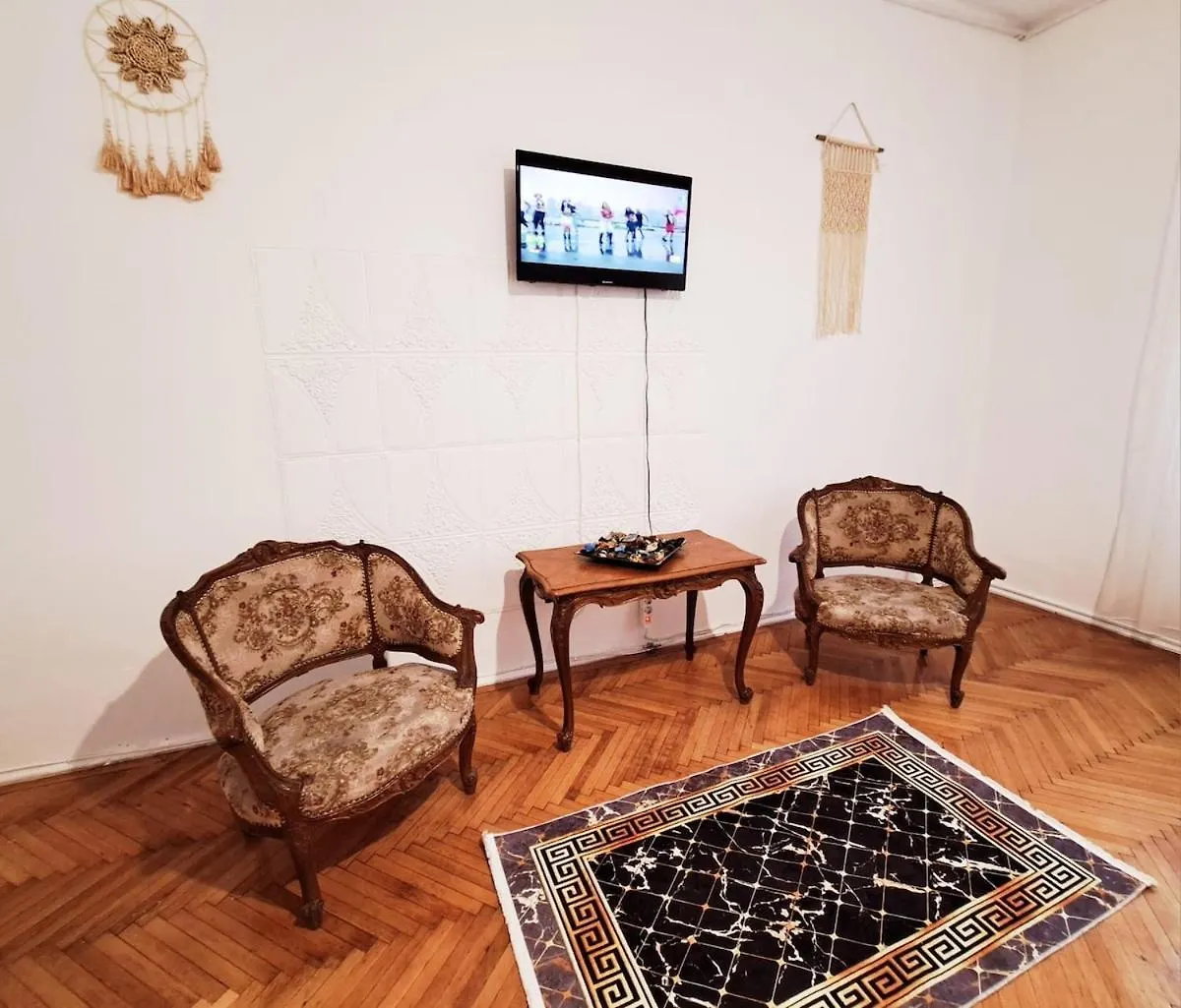 Elegant Central Flat 2Br Bucharest 0*,