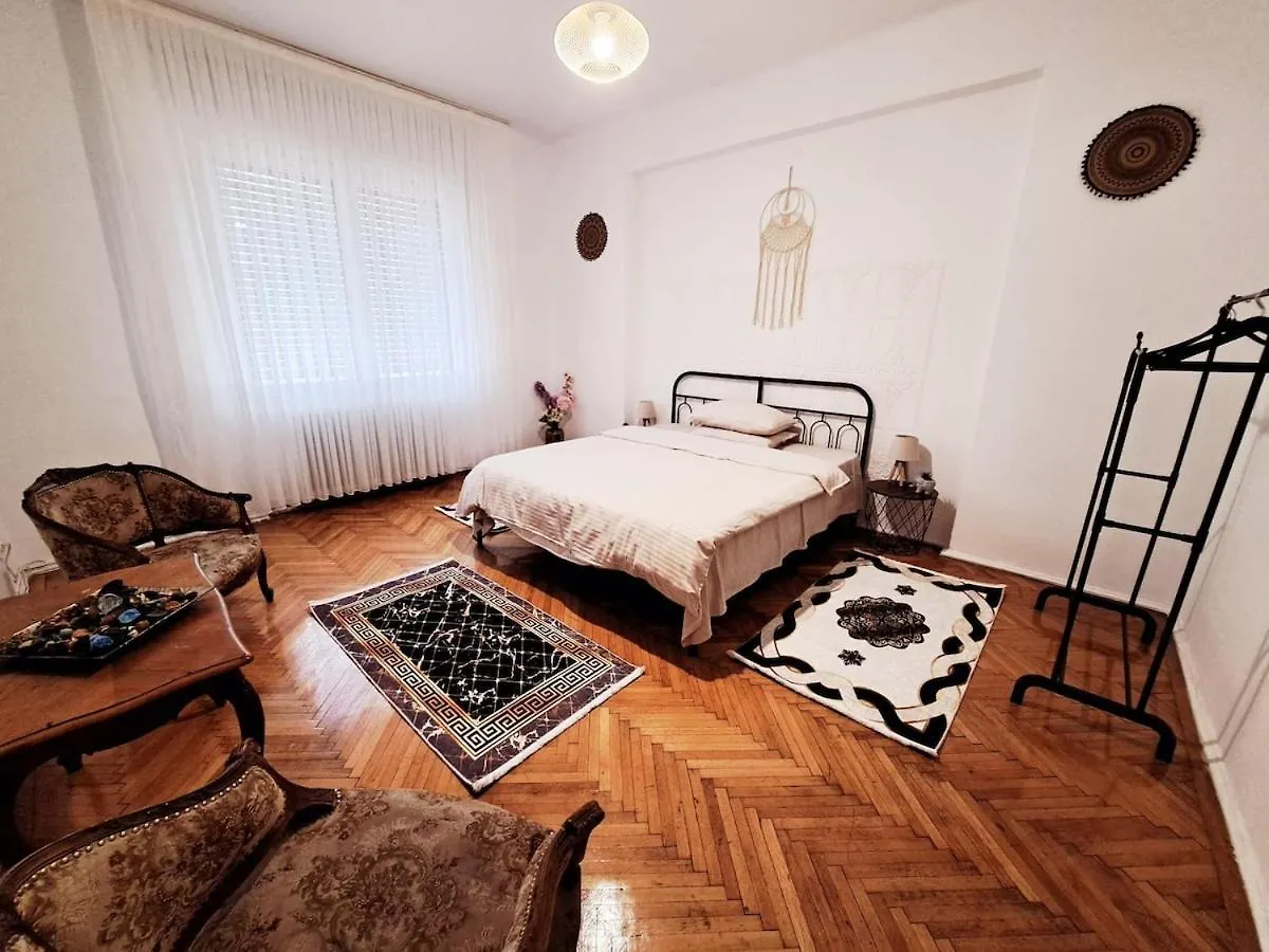 Apartment Elegant Central Flat 2Br Bucharest