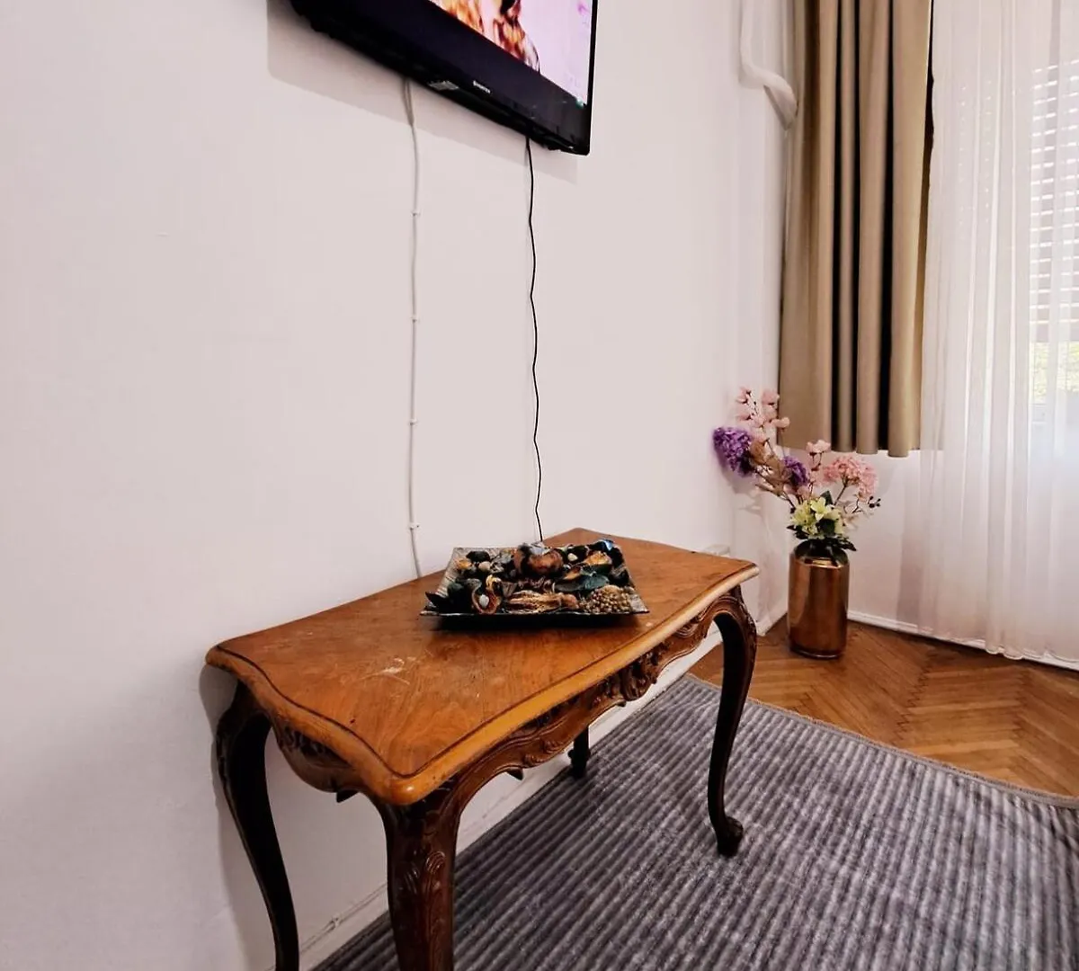Apartment Elegant Central Flat 2Br Bucharest