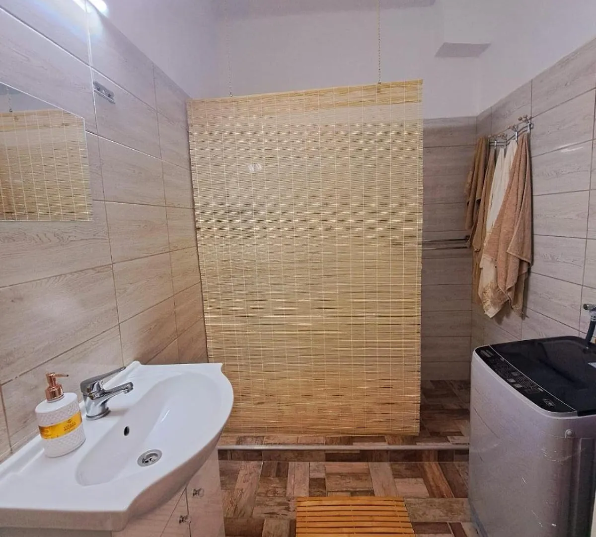 Elegant Central Flat 2Br Bucharest Apartment