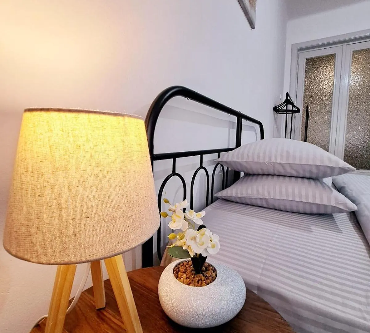Elegant Central Flat 2Br Bucharest Apartment